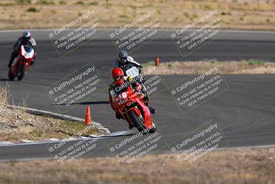 media/Apr-19-2025-AHRMA (Sat) [[3d98ca3309]]/Race/Group 8/Turn 4/